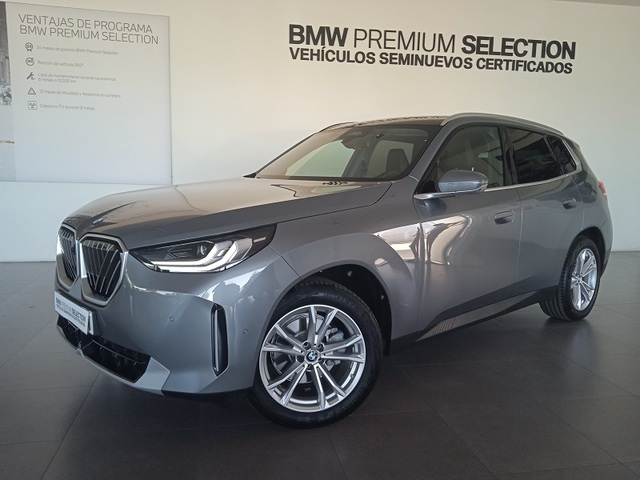 BMW X3 xDrive20d color Gris. Año 2024. 145KW(197CV). Diésel. En concesionario Albamocion S.L. ALBACETE de Albacete