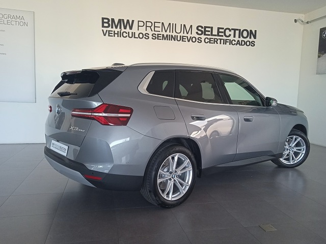 BMW X3 xDrive20d color Gris. Año 2024. 145KW(197CV). Diésel. En concesionario Albamocion S.L. ALBACETE de Albacete