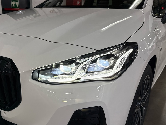 BMW Serie 2 230e Active Tourer color Blanco. Año 2025. 240KW(326CV). Híbrido Electro/Gasolina. En concesionario BYmyCAR Madrid - Algete de Madrid