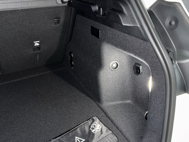 BMW Serie 2 230e Active Tourer color Blanco. Año 2025. 240KW(326CV). Híbrido Electro/Gasolina. En concesionario BYmyCAR Madrid - Algete de Madrid