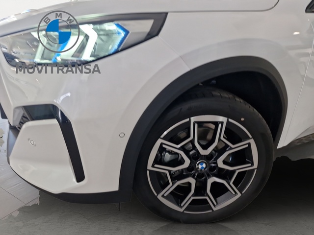 BMW X2 sDrive20i color Blanco. Año 2025. 125KW(170CV). Gasolina. En concesionario Movitransa Cars Huelva de Huelva