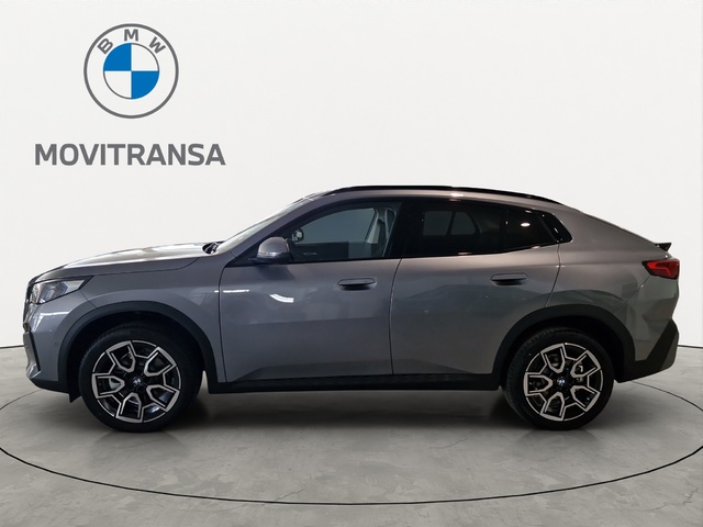 BMW X2 sDrive20i color Gris. Año 2025. 125KW(170CV). Gasolina. En concesionario Movitransa Cars Huelva de Huelva