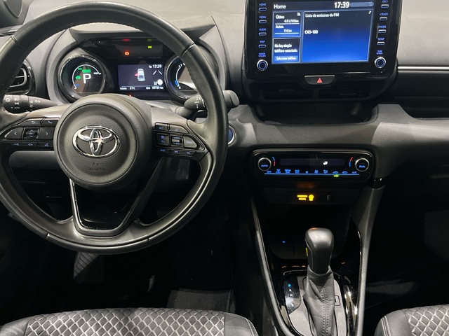 Toyota Yaris 120H Style 85 kW (116 CV)