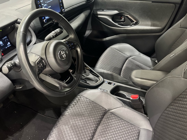 Toyota Yaris 120H Style 85 kW (116 CV)
