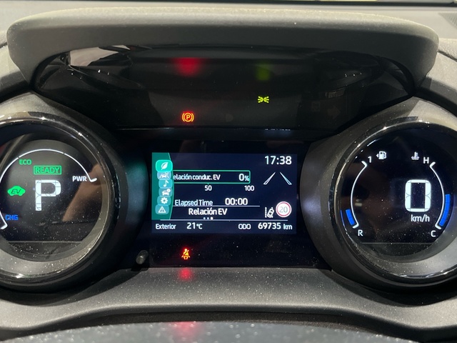 Toyota Yaris 120H Style 85 kW (116 CV)