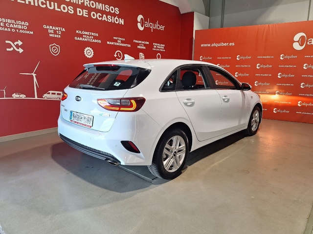 Kia Ceed 1.6 MHEV iMT Drive 100 kW (136 CV)