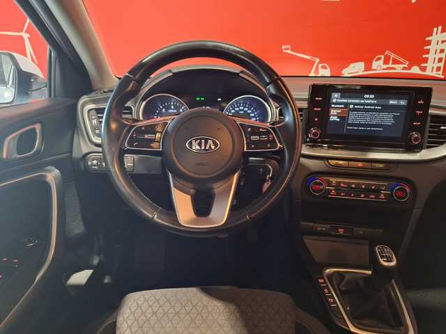 Kia Ceed 1.6 MHEV iMT Drive 100 kW (136 CV)