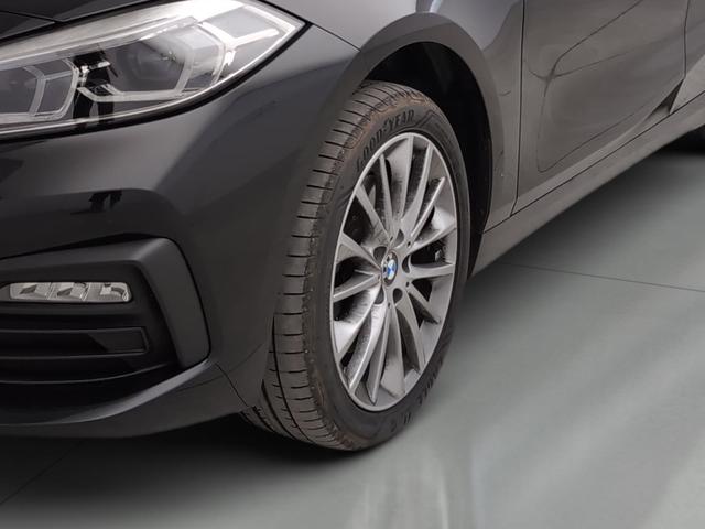 BMW Serie 1 118i color Negro. Año 2024. 103KW(140CV). Gasolina. En concesionario Automotor Premium Marbella - Málaga de Málaga