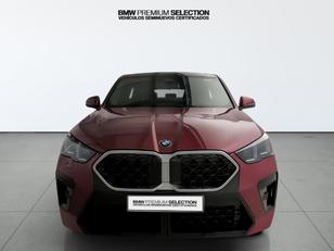 Fotos de BMW X2 sDrive20i color Rojo. Año 2024. 125KW(170CV). Gasolina. En concesionario Automotor Premium Velázquez - Málaga de Málaga