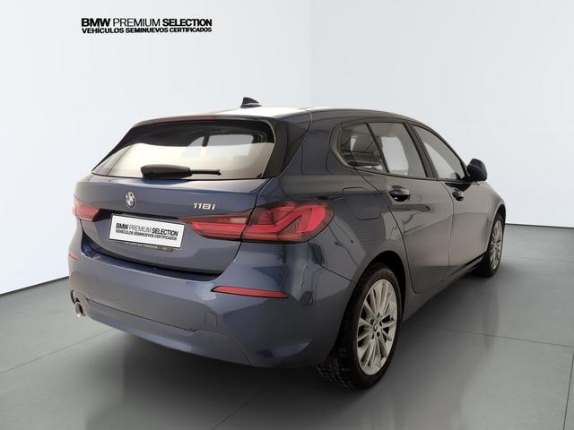 BMW Serie 1 118i color Azul. Año 2024. 103KW(140CV). Gasolina. En concesionario Automotor Premium Marbella - Málaga de Málaga