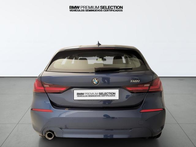 BMW Serie 1 118i color Azul. Año 2024. 103KW(140CV). Gasolina. En concesionario Automotor Premium Marbella - Málaga de Málaga