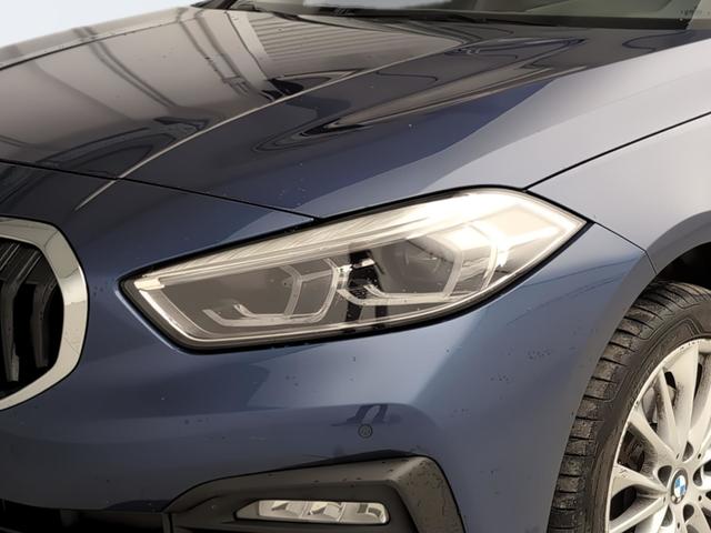 BMW Serie 1 118i color Azul. Año 2024. 103KW(140CV). Gasolina. En concesionario Automotor Premium Marbella - Málaga de Málaga