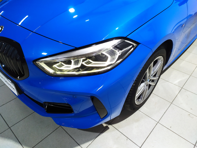 BMW Serie 1 118d color Azul. Año 2024. 110KW(150CV). Diésel. En concesionario Hispamovil Elche de Alicante