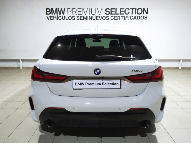 BMW Serie 1 118d color Blanco. Año 2024. 110KW(150CV). Diésel. En concesionario Hispamovil, Orihuela de Alicante