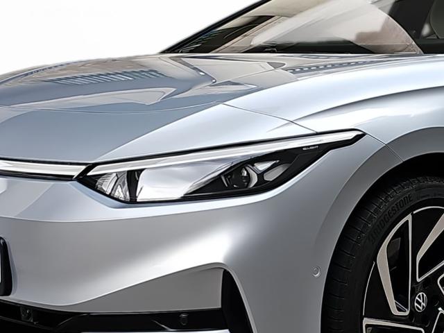 Volkswagen ID.7 Pro 77kWh Auto 210 kW (286 CV)