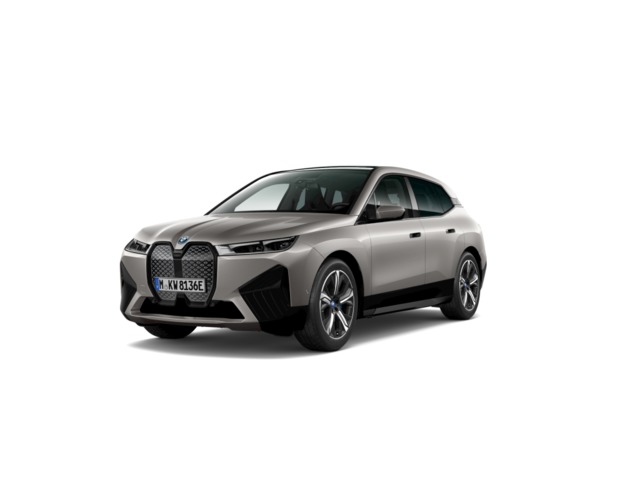 BMW iX xDrive50 color Gris. Año 2024. 385KW(523CV). Eléctrico. En concesionario Motri Motor Jaén de Jaén