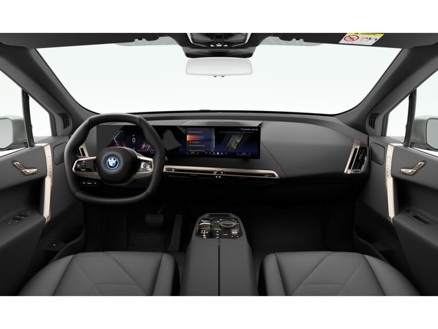 BMW iX xDrive50 color Gris. Año 2024. 385KW(523CV). Eléctrico. En concesionario Motri Motor Jaén de Jaén