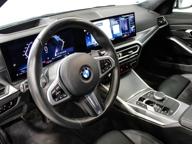 BMW Serie 3 320d color Blanco. Año 2024. 140KW(190CV). Diésel. En concesionario Barcelona Premium -- GRAN VIA de Barcelona