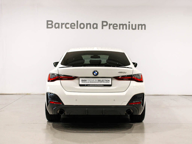 BMW Serie 4 420i Gran Coupe color Blanco. Año 2024. 135KW(184CV). Gasolina. En concesionario Barcelona Premium -- GRAN VIA de Barcelona