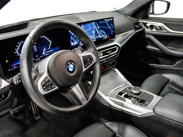 BMW Serie 4 420i Gran Coupe color Blanco. Año 2024. 135KW(184CV). Gasolina. En concesionario Barcelona Premium -- GRAN VIA de Barcelona
