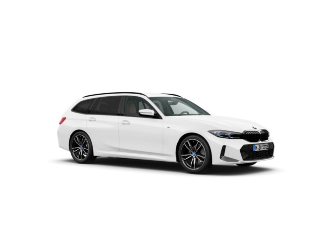 BMW Serie 3 330e Touring color Blanco. Año 2024. 215KW(292CV). Híbrido Electro/Gasolina. En concesionario Motri Motor Jaén de Jaén