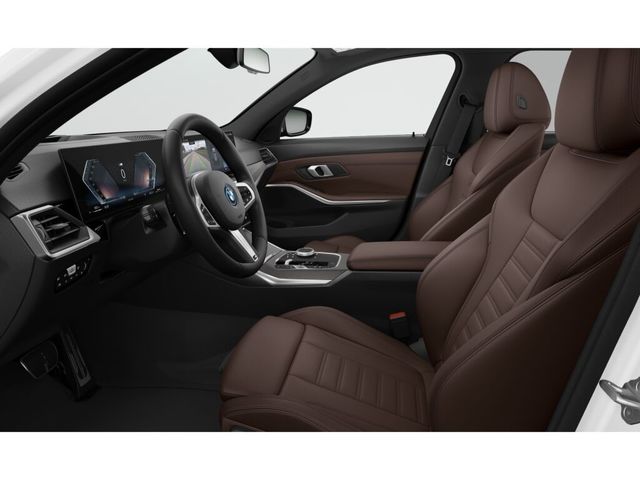 BMW Serie 3 330e Touring color Blanco. Año 2024. 215KW(292CV). Híbrido Electro/Gasolina. En concesionario Motri Motor Jaén de Jaén