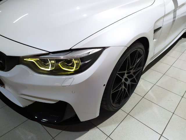 BMW M M4 Coupe color Blanco. Año 2019. 317KW(431CV). Gasolina. En concesionario Hispamovil Elche de Alicante