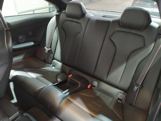 BMW M M4 Coupe color Blanco. Año 2019. 317KW(431CV). Gasolina. En concesionario Hispamovil Elche de Alicante