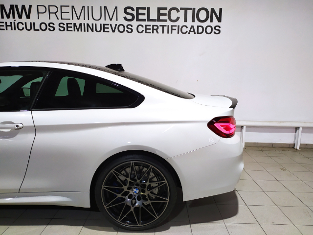 BMW M M4 Coupe color Blanco. Año 2019. 317KW(431CV). Gasolina. En concesionario Hispamovil Elche de Alicante