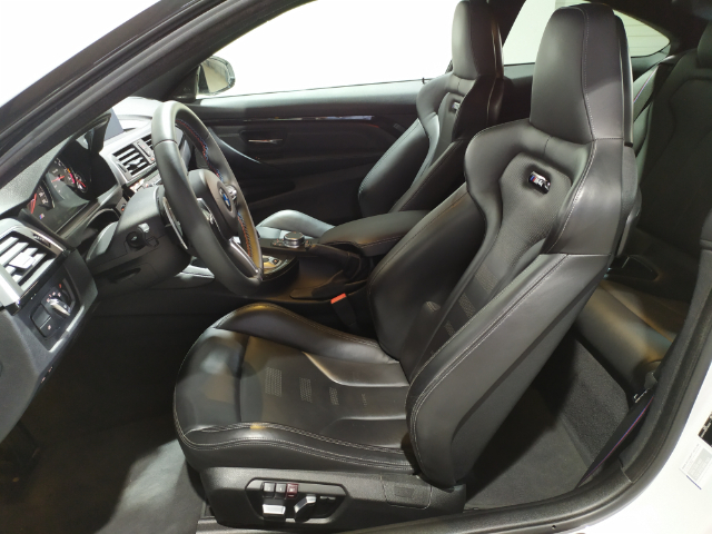 BMW M M4 Coupe color Blanco. Año 2019. 317KW(431CV). Gasolina. En concesionario Hispamovil Elche de Alicante