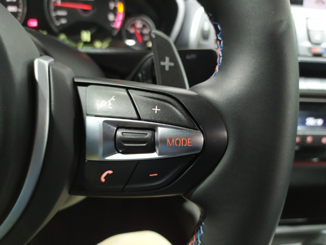 BMW M M4 Coupe color Blanco. Año 2019. 317KW(431CV). Gasolina. En concesionario Hispamovil Elche de Alicante