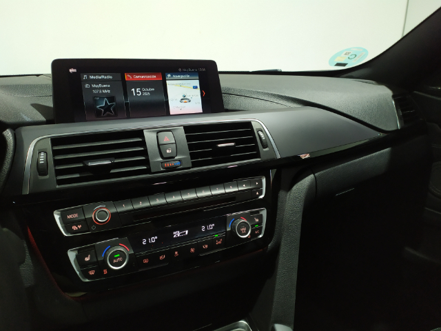 BMW M M4 Coupe color Blanco. Año 2019. 317KW(431CV). Gasolina. En concesionario Hispamovil Elche de Alicante