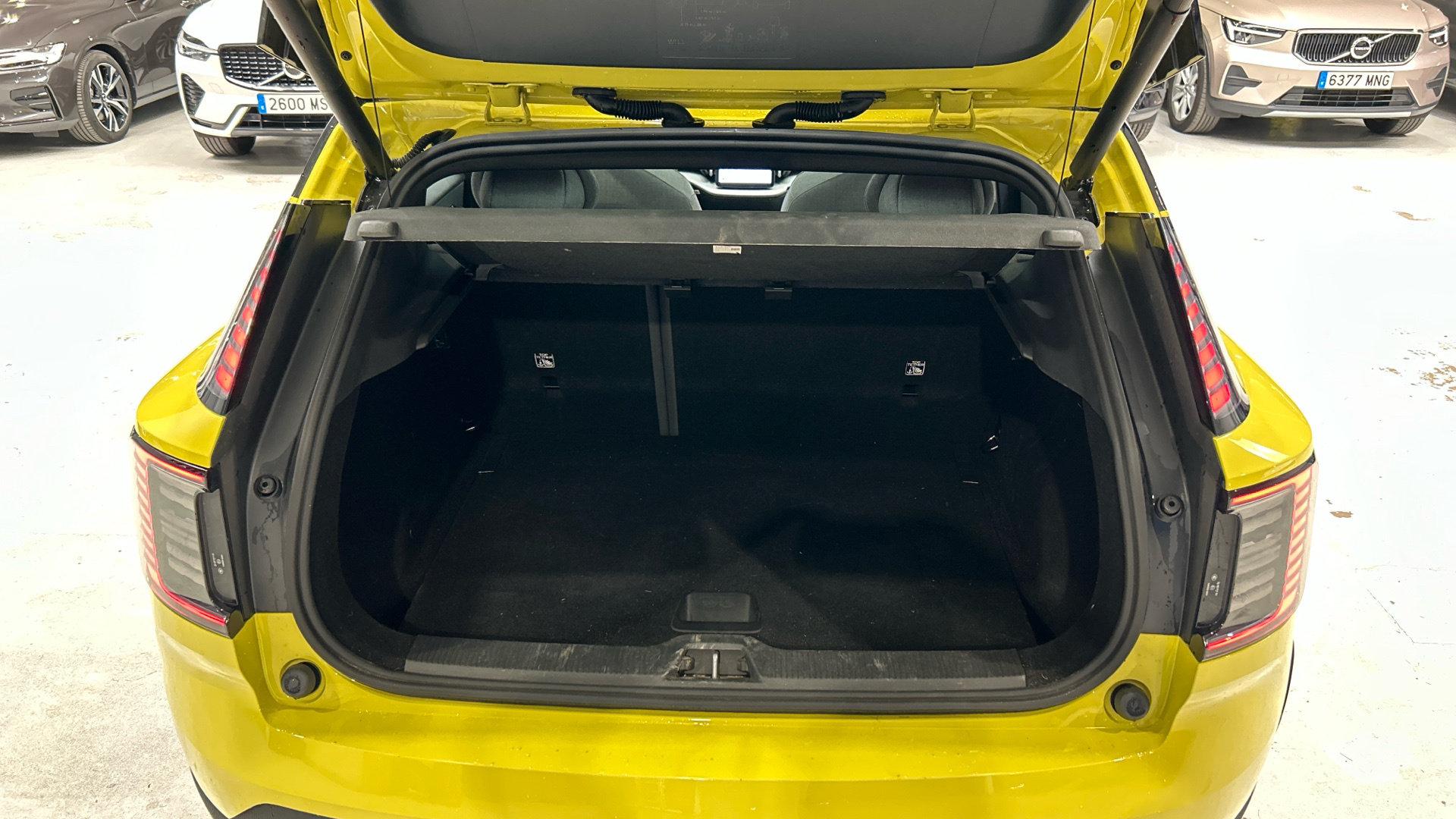 Volvo EX30 segunda mano 77267186 - 11 Volvo EX30 segunda mano 77267186 - 11