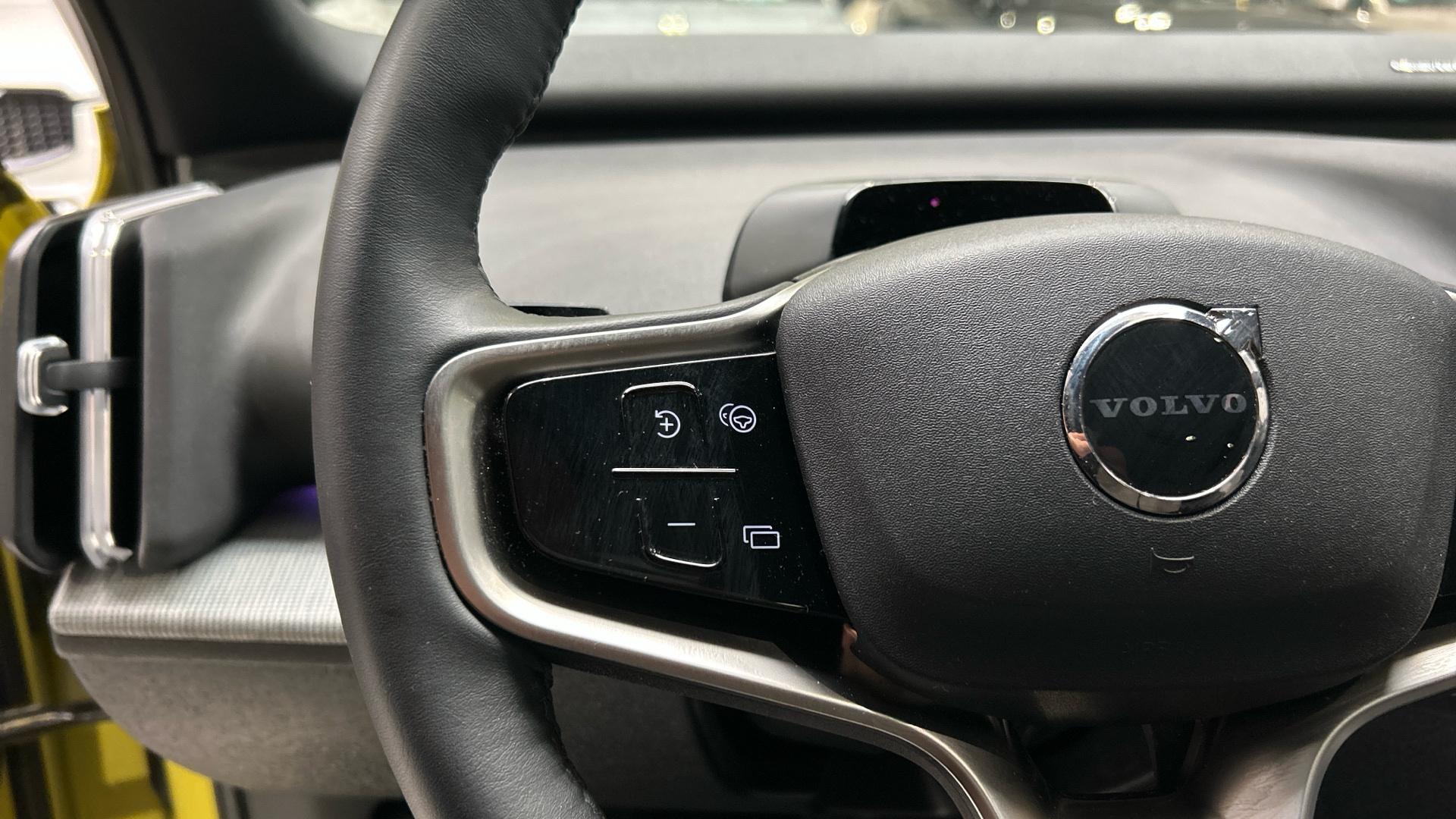 Volvo EX30 segunda mano 77267186 - 17 Volvo EX30 segunda mano 77267186 - 17