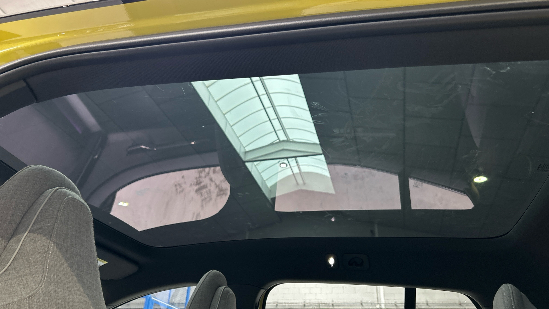 Volvo EX30 segunda mano 77267186 - 23 Volvo EX30 segunda mano 77267186 - 23