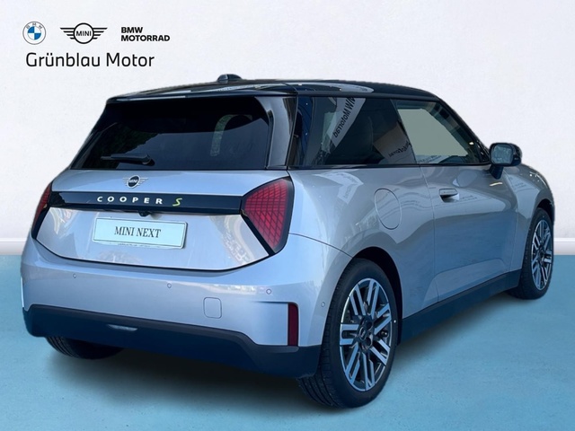 fotoG 3 del MINI MINI 3 Puertas Cooper SE 160 kW (218 CV) 218cv Eléctrico del 2025 en Cantabria