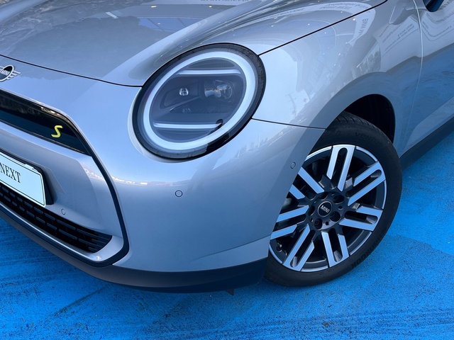 fotoG 5 del MINI MINI 3 Puertas Cooper SE 160 kW (218 CV) 218cv Eléctrico del 2025 en Cantabria
