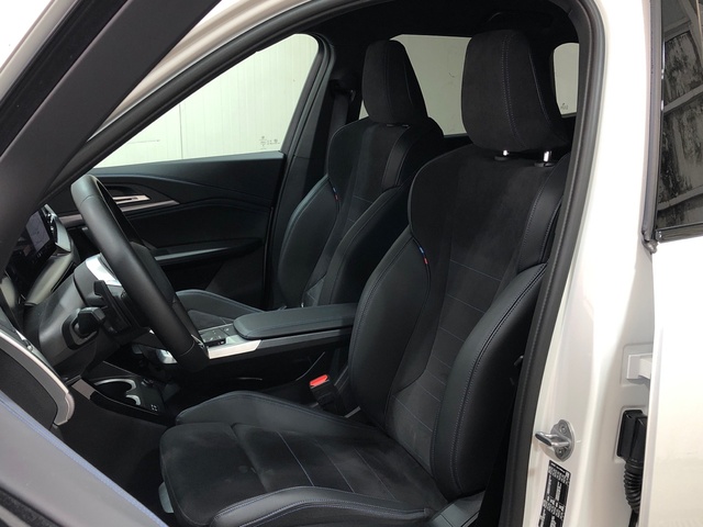 BMW X1 xDrive20d color Blanco. Año 2024. 120KW(163CV). Diésel. En concesionario Movilnorte El Plantio de Madrid