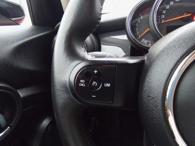 fotoG 18 del MINI MINI 5 Puertas Cooper 100 kW (136 CV) 136cv Gasolina del 2022 en Zaragoza