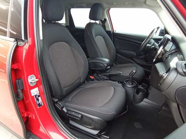 fotoG 21 del MINI MINI 5 Puertas Cooper 100 kW (136 CV) 136cv Gasolina del 2022 en Zaragoza