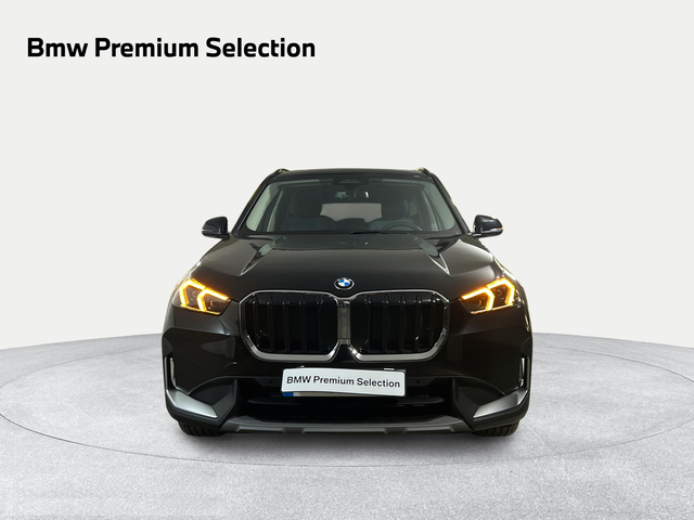 BMW X1 sDrive18i color Negro. Año 2025. 100KW(136CV). Gasolina. En concesionario San Pablo Motor | Su Eminencia de Sevilla
