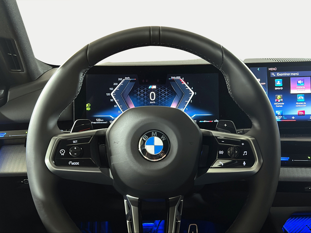 BMW Serie 5 520d Touring color Azul. Año 2025. 145KW(197CV). Diésel. En concesionario San Pablo Motor | Su Eminencia de Sevilla