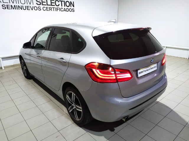 BMW Serie 2 218d Active Tourer color Gris Plata. Año 2017. 110KW(150CV). Diésel. En concesionario Hispamovil Elche de Alicante
