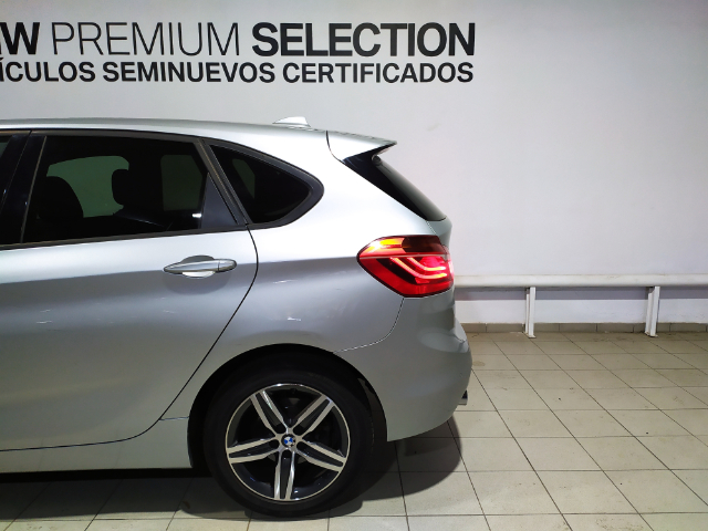 BMW Serie 2 218d Active Tourer color Gris Plata. Año 2017. 110KW(150CV). Diésel. En concesionario Hispamovil Elche de Alicante