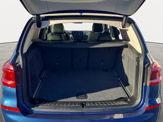 BMW X3 xDrive20d color Azul. Año 2021. 140KW(190CV). Diésel. En concesionario FINESTRAT Automoviles Fersan, S.A. de Alicante