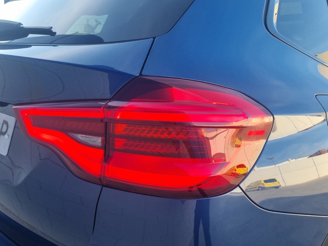 BMW X3 xDrive20d color Azul. Año 2021. 140KW(190CV). Diésel. En concesionario FINESTRAT Automoviles Fersan, S.A. de Alicante