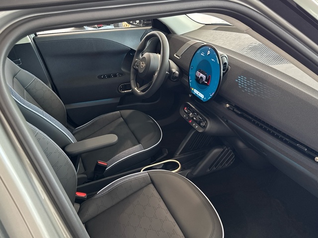 fotoG 7 del MINI MINI Aceman SE 160 kW (218 CV) 218cv Eléctrico del 2025 en Burgos