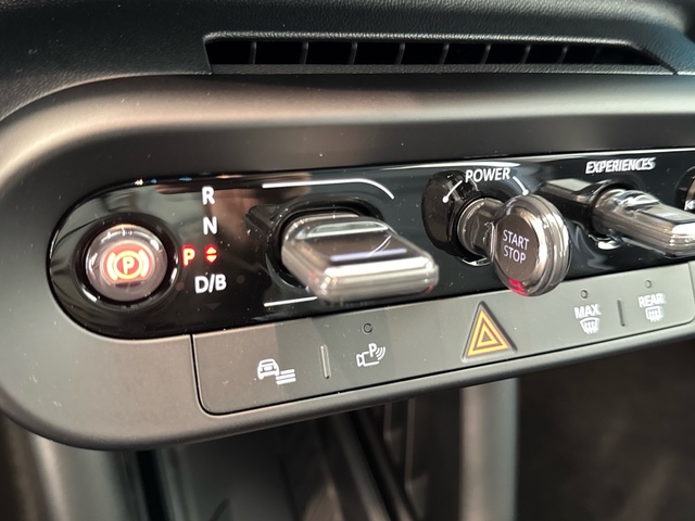 fotoG 24 del MINI MINI Aceman SE 160 kW (218 CV) 218cv Eléctrico del 2025 en Burgos