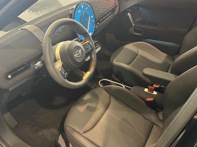 fotoG 19 del MINI MINI Aceman SE 160 kW (218 CV) 218cv Eléctrico del 2025 en Burgos