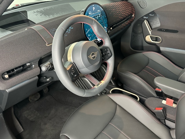 fotoG 14 del MINI MINI Aceman SE 160 kW (218 CV) 218cv Eléctrico del 2025 en Asturias